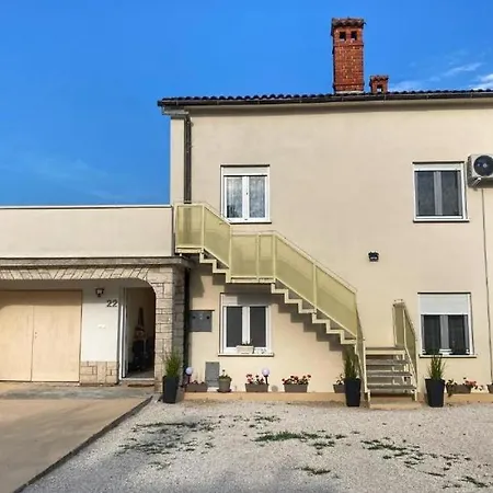 Jozephine 2 By Guide Appartement Pula